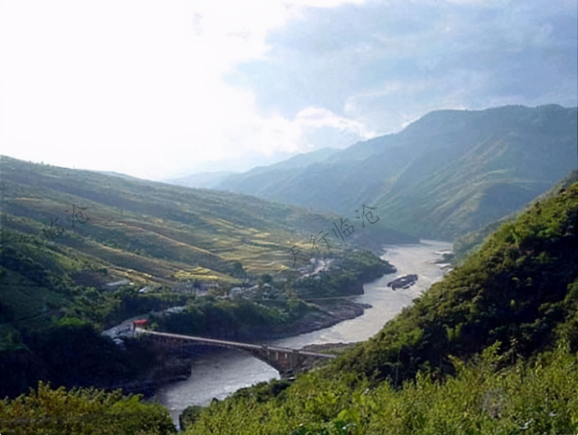 百里長湖景區